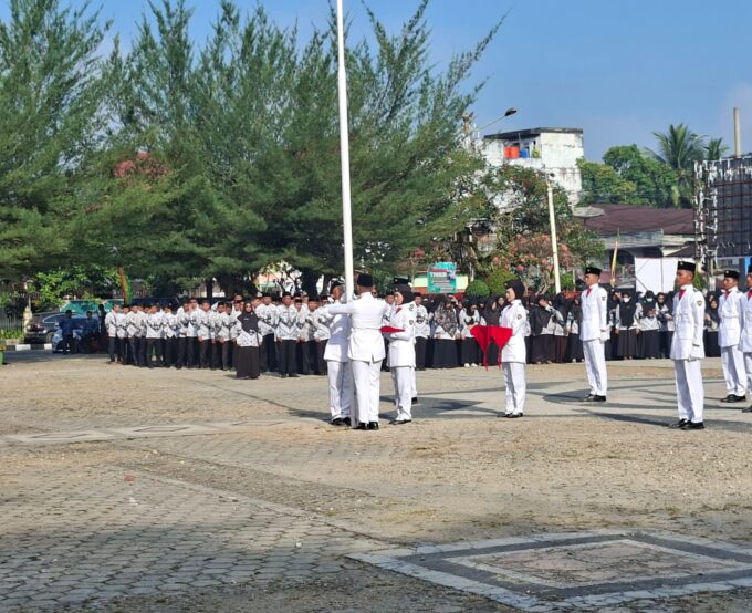 Gemuruh SMAN 1 Rambah: Mengukir Dedikasi di Upacara HUT ke-81 RI  Tingkat Kecamatan Rambah 17 Agustus 2026